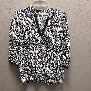 Linen top in black and white  by Jones New York  M